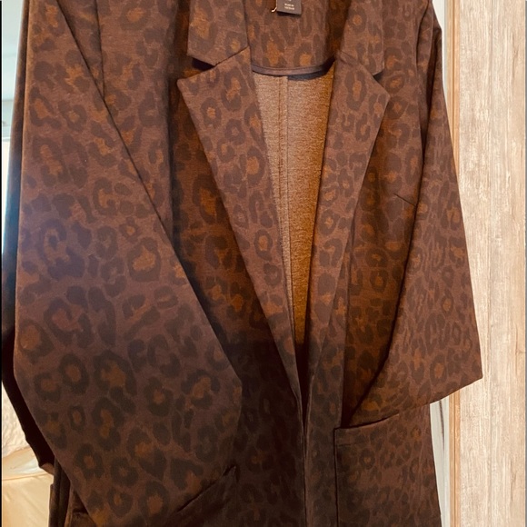 🐆🔥CHEETAH BLAZER🐆🔥 - Picture 2 of 3